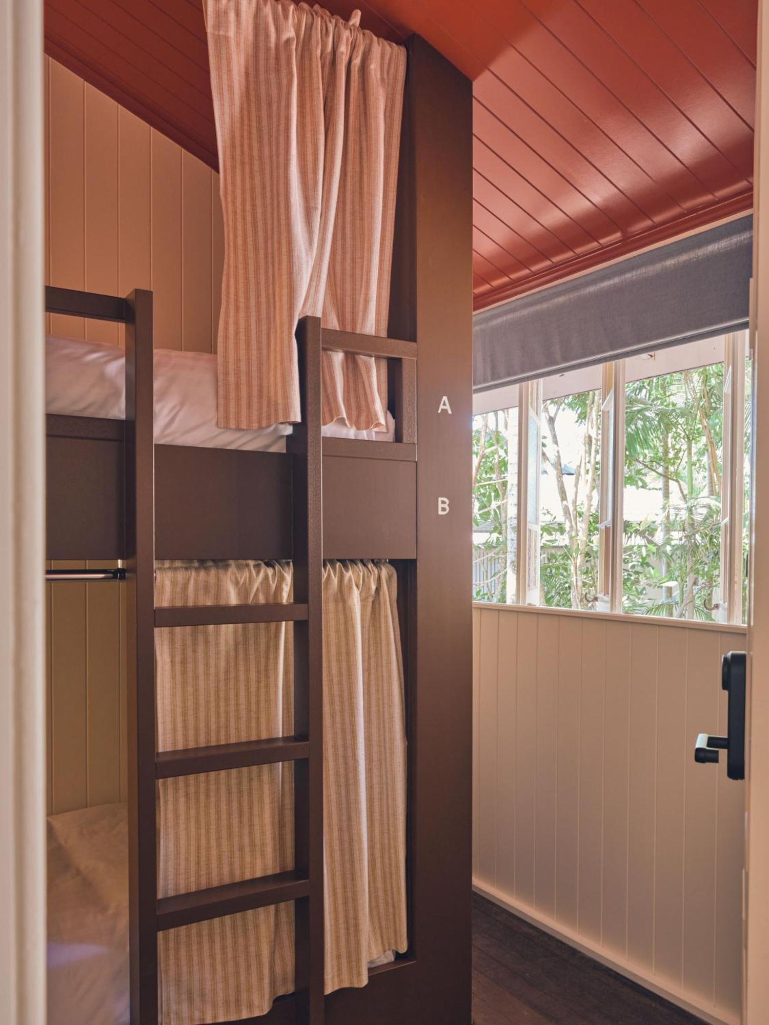 Halse Lodge Noosa Heads Exterior photo